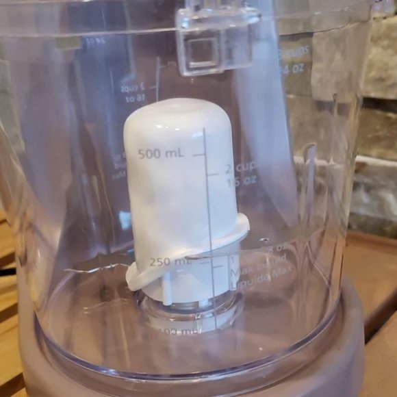 Oster Three Cup Chopper, 2 Speed Settings - Picture 5 of 5